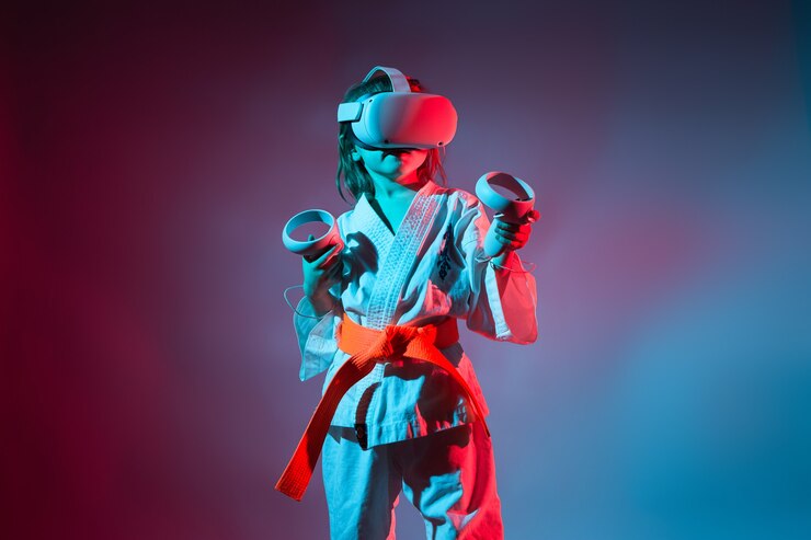 Foto jovem caucasiana com uniforme de caratê jogando videogame com realidade virtual