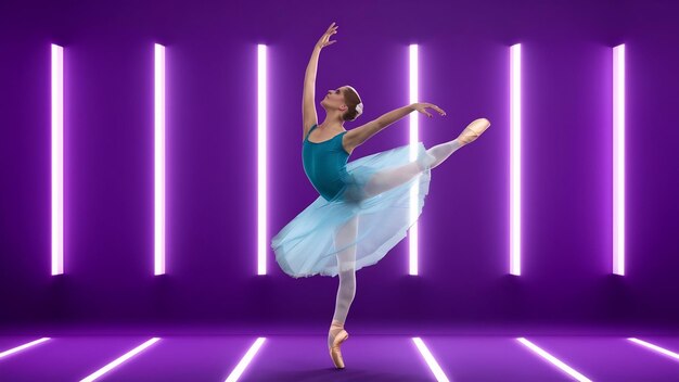 Jovem e graciosa dançarina de ballet isolada em fundo de estúdio roxo em luz de néon