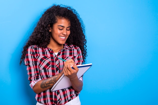 jovem estudante africana