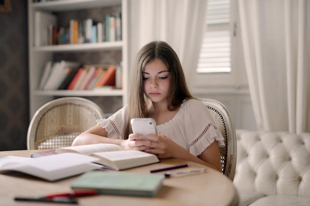 Jovem mulher de negócios de sucesso