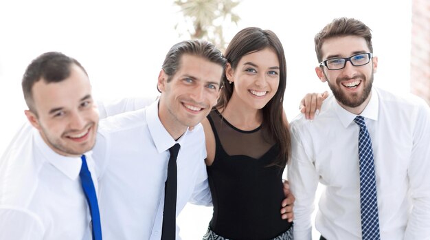 Foto jovem time de negócios criativos