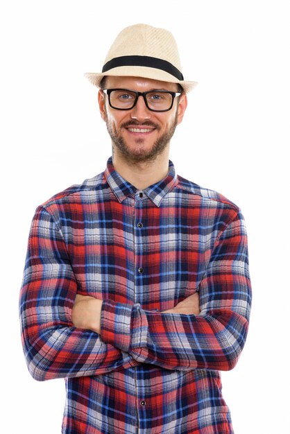 Foto joven apuesto hombre turista barbudo listo para vacaciones