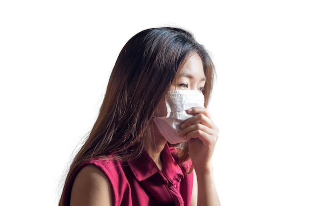 Joven asiática china tailandesa con mascarilla respiratoria para proteger el virus y el polvo y el humo en el concepto de atención sanitaria del aire contaminadoxA