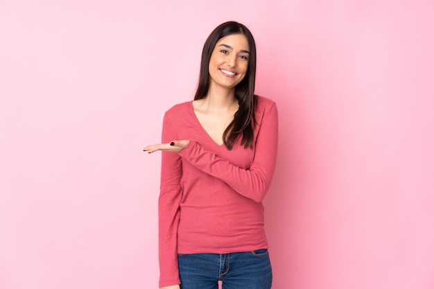 Joven, caucásico, mujer