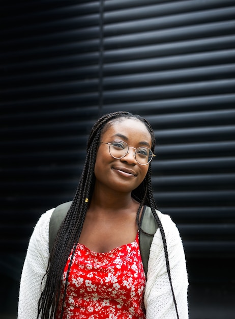 Joven estudiante afroamericana