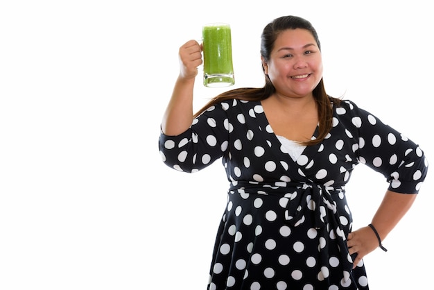 joven, feliz, gorda, mujer asiática, sonriente, con, vestido