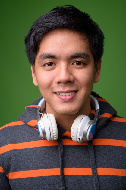 joven filipino guapo