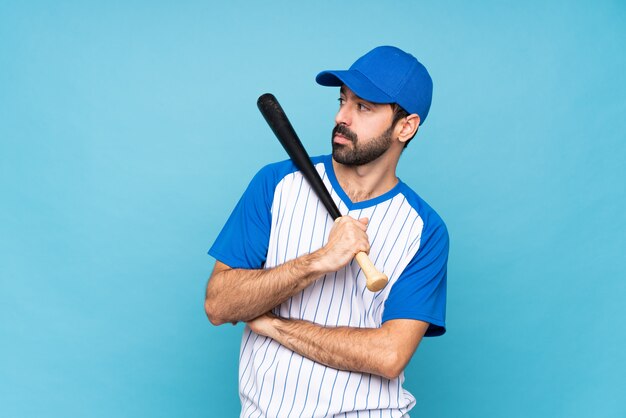 Joven jugando retrato de béisbol