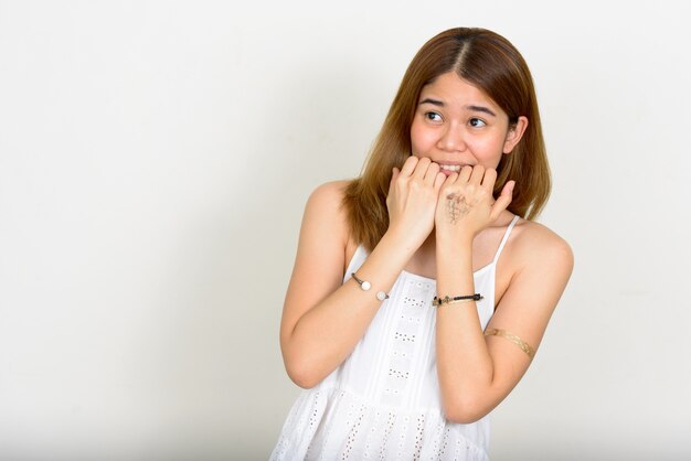 joven, mujer asiática, blanco