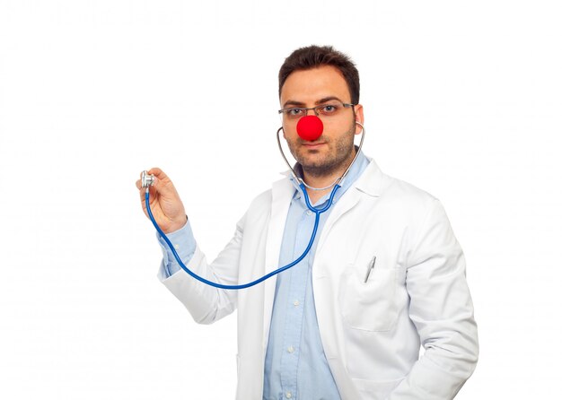 Joven payaso doctor