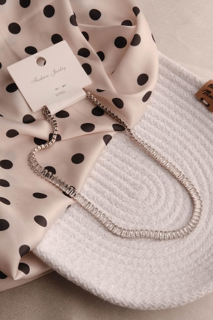 joyas de oro y diamantes de lujo
