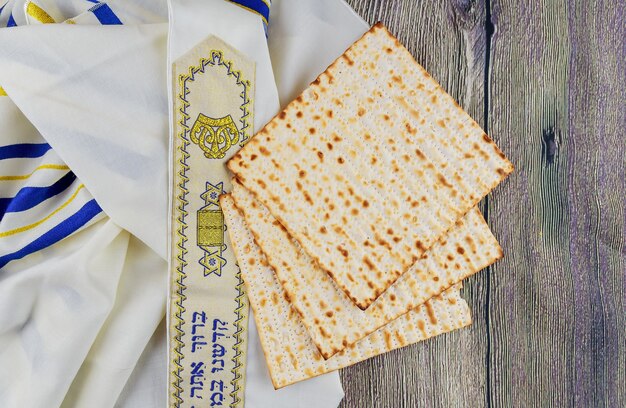 Jüdischer Feiertag Pesah jüdischer Pessach-Feiertag mit Matza Pessach