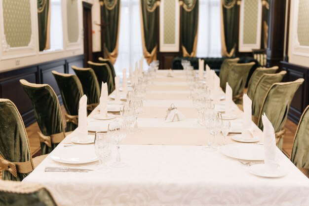 Juego de mesa para una fiesta de evento o recepción de boda