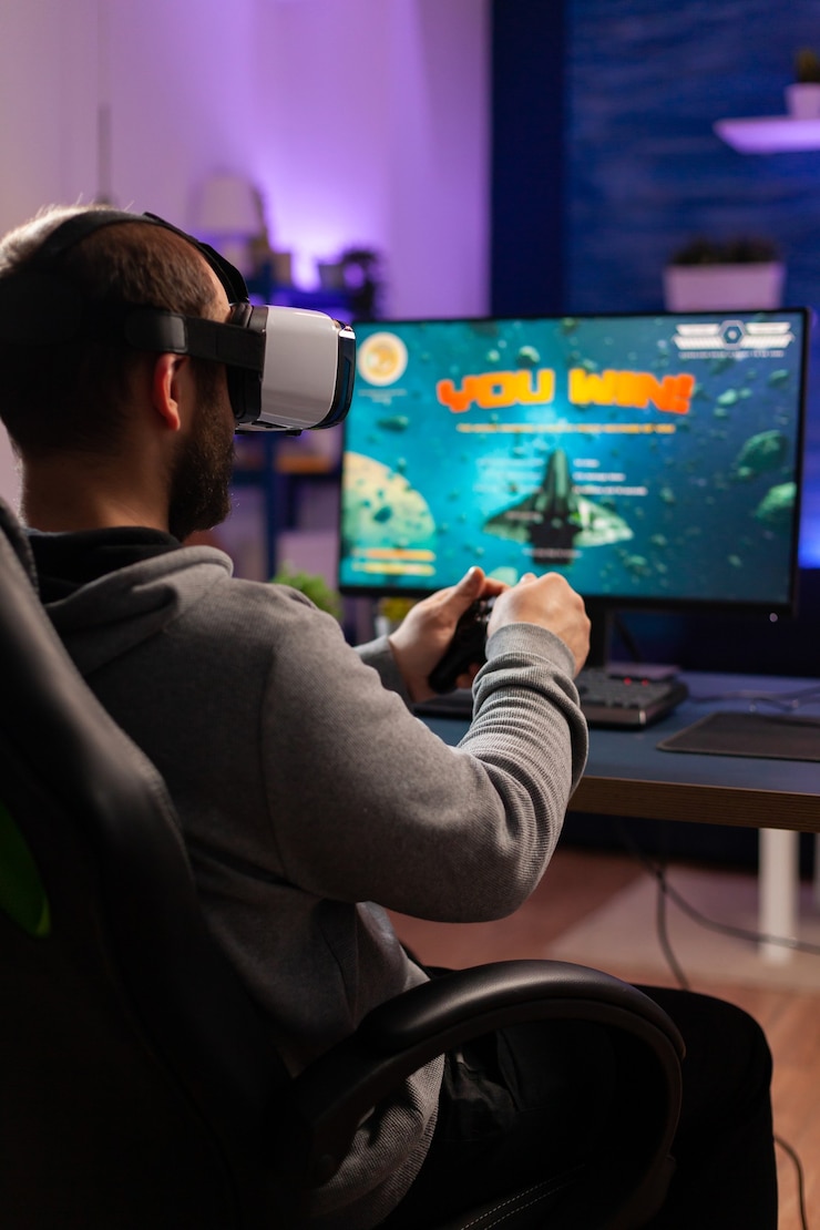 Foto jugador que pierde el juego de torneo de tirador espacial en línea con casco de realidad virtual. hombre de esport ubicado en chiar de juegos a altas horas de la noche en home studio con equipo profesional