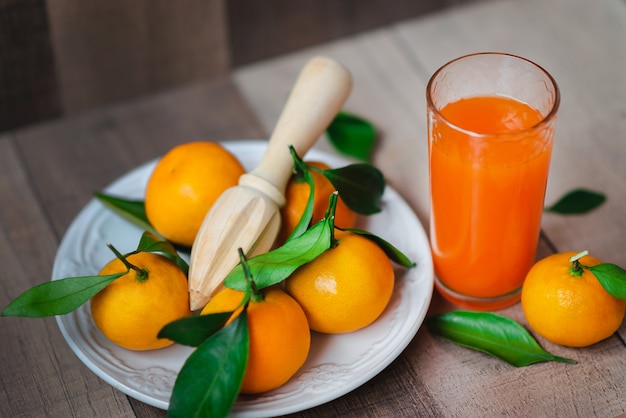 Jugo de cítricos y mandarina fresca