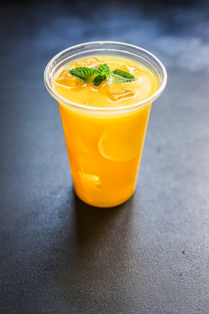 jugo de naranja bebida o limonada