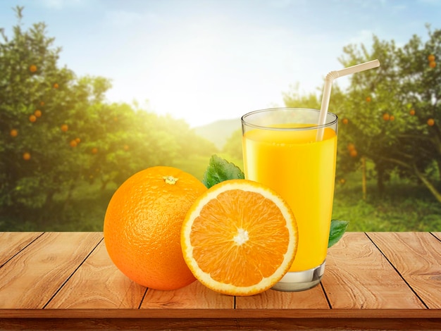 Jugo de naranja fresco con frutas en mesa de madera y plantación de naranjas con frutas a la luz del sol