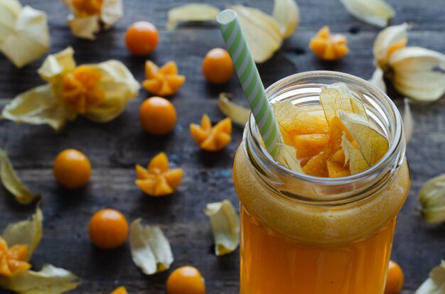 Jugo de uchuva closeup