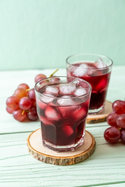 Jugo de uva fresco