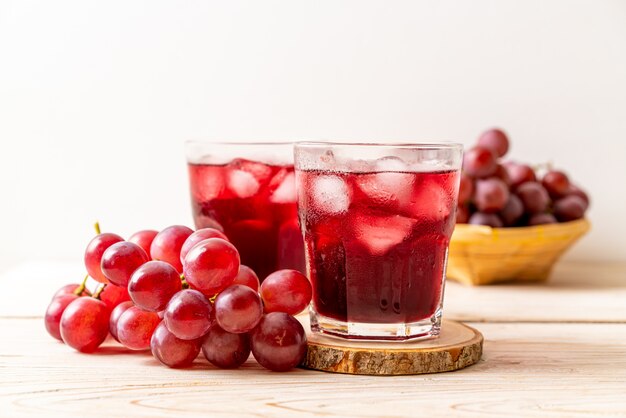 Jugo de uva fresco