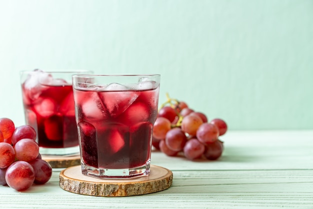 Jugo de uva fresco