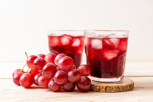 Jugo de uva fresco