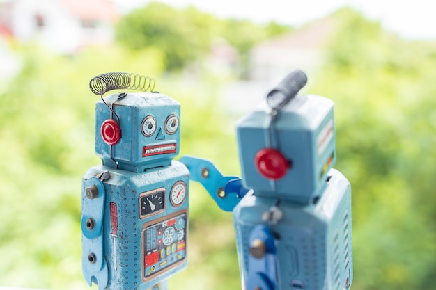 Juguete de hojalata robot retro vintage antiguo