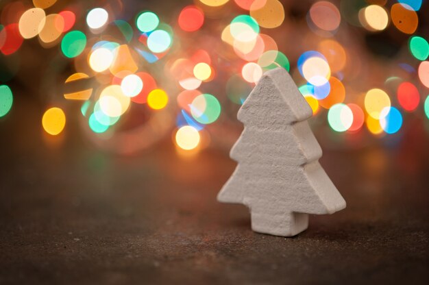 Juguete de madera en forma de árbol de Navidad