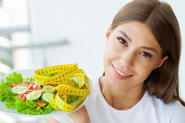 Junge Frau Gewichtsverlust perfekte Körperform