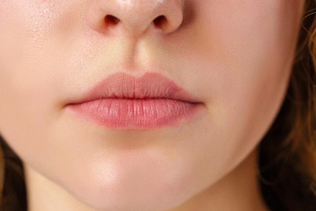 Junge Frauen in einem Studio-Closeshot