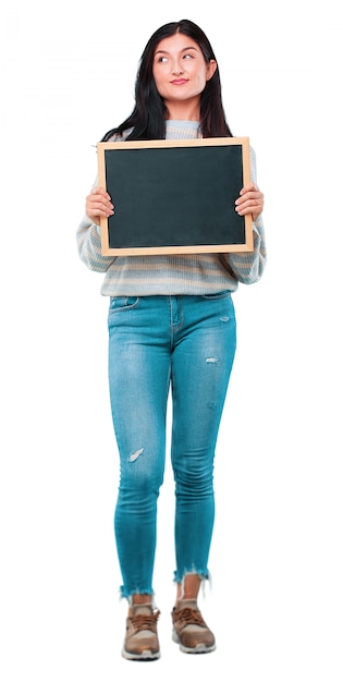 Junge hübsche Frau mit einem Plakat