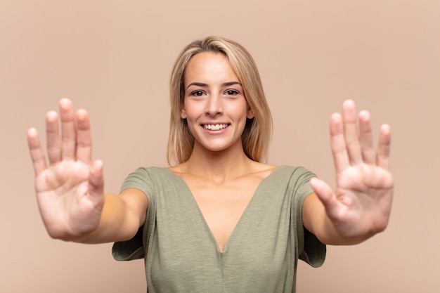 Foto junge hübsche frau