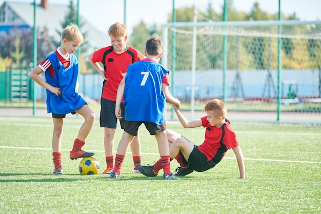 Junior Football Team jugando