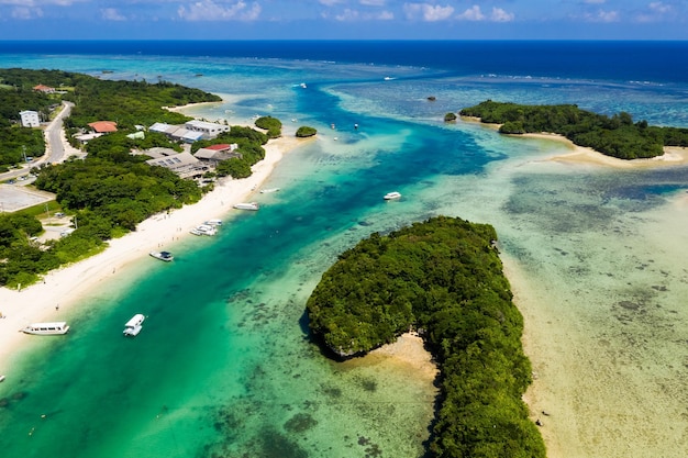 Kabira Bay en la isla ishigaki de Japón