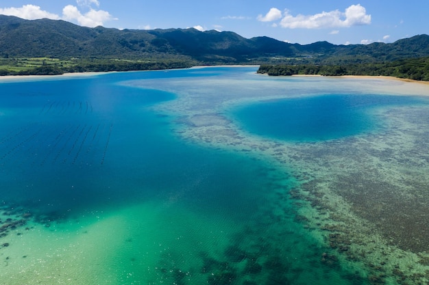 Kabira Bay na ilha de ishigaki no japão