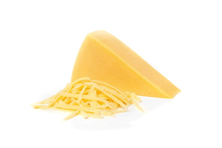 Foto käse isoliert auf weiß.