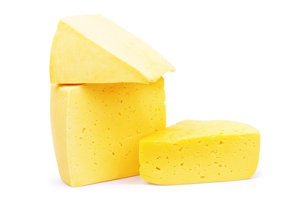 Käse isoliert auf weißem Hintergrund