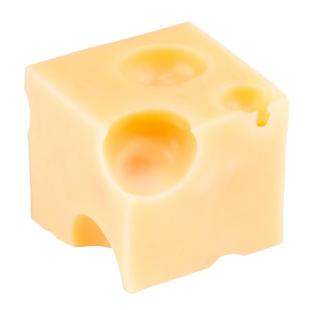 Käsewürfelscheibe lokalisiert auf einem weißen Hintergrund.