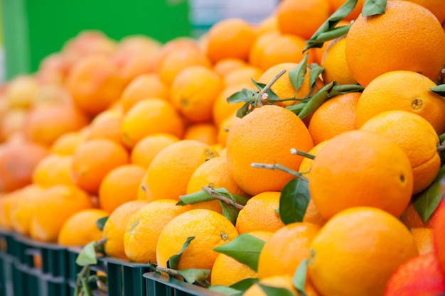 Kästen Orangen im Speicher