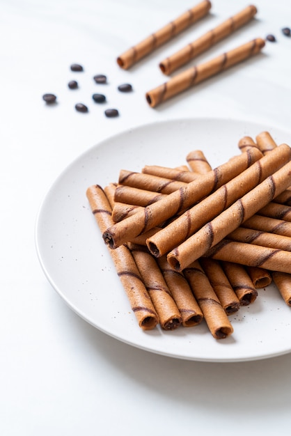 Kaffee Waffel Stick Roll mit Sahne