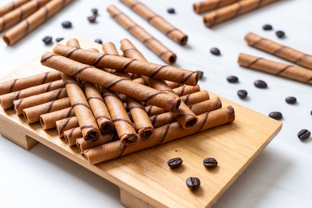 Kaffee Waffel Stick Roll mit Sahne