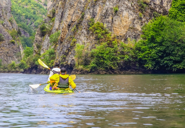 Kajakfahren im Matka Canyon Makedonia