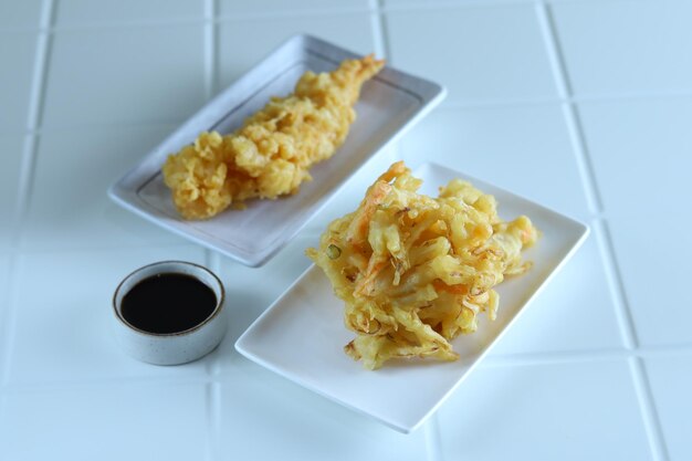 Kakiage tempura es una verdura japonesa frita.