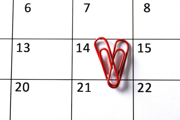 Kalender mit rotem Herz. Liebeserklärung. Valentinstag Feier