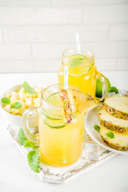 Kaltes Ananas mojito Cocktail