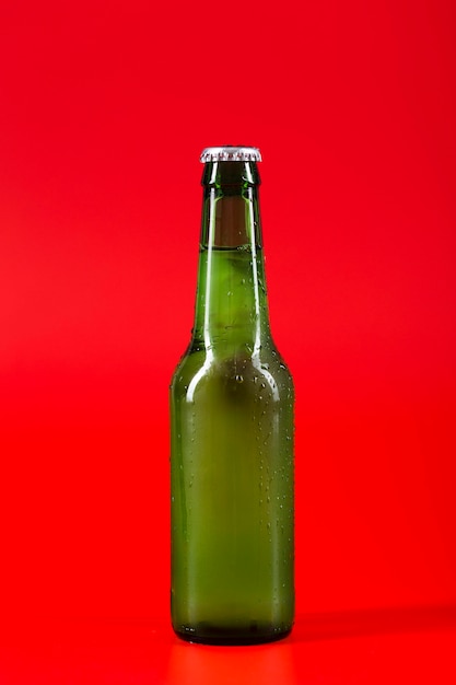 Foto kaltes bier in der flasche