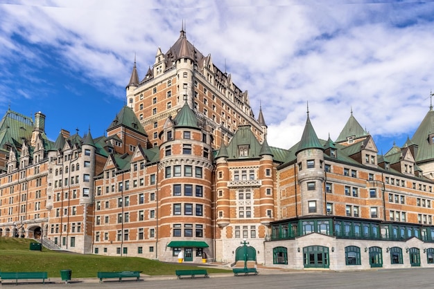 Kanada Chateau Frontenac im historischen Zentrum von Quebec an der Dufferin Terrace Promenade