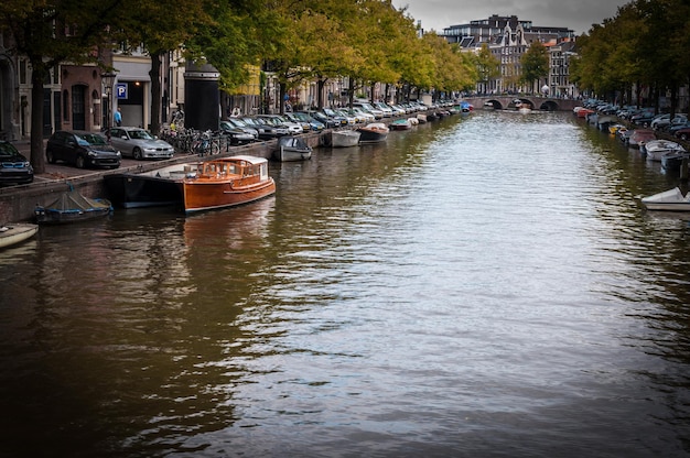 Kanal im Zentrum von Amsterdam