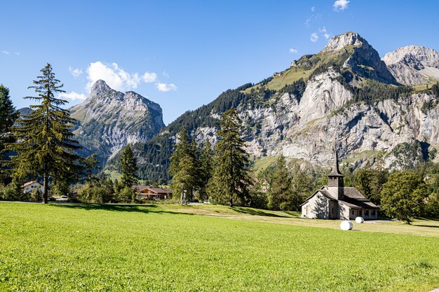 Kandersteg Schweiz - Blick auf Gaellihorn und Mariankirkko