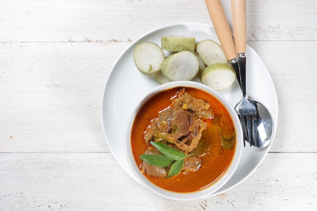 Kari Kambing o Gulai Kambing es sopa de curry de cordero tradicional de Indonesia